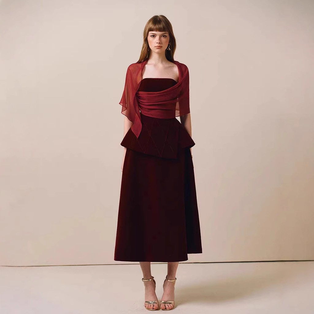 现货高级感披肩两件套越南小众设计复古丝绒抹胸上衣长裙