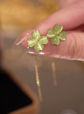 绿色猫眼小花耳线耳环女清新简约网红百搭耳饰防丢设计感新款防敏