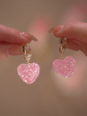 粉色满钻糖果爱心耳扣女防丢设计