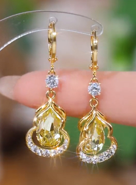 高级感葫芦耳扣耳环女浅黄色设计感网红百搭耳饰2023新款防敏耳坠