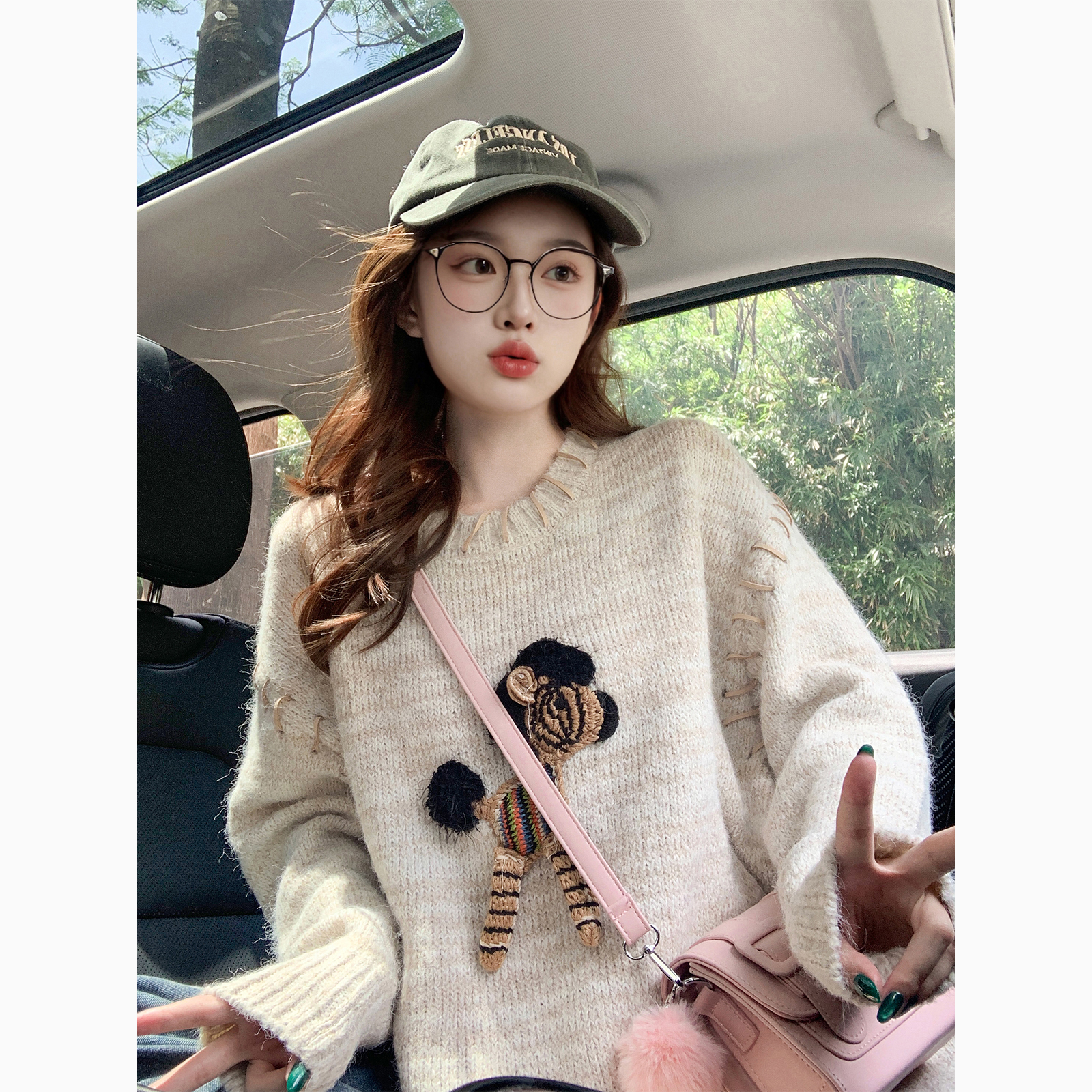 杏色卡通软糯马海毛毛衣女早秋2025新款慵懒高级感复古上衣针织衫