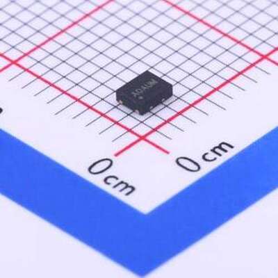 SIT9003AC-13-18DQ-24.000000 预编程振荡器 24MHz ±50ppm LVCMO
