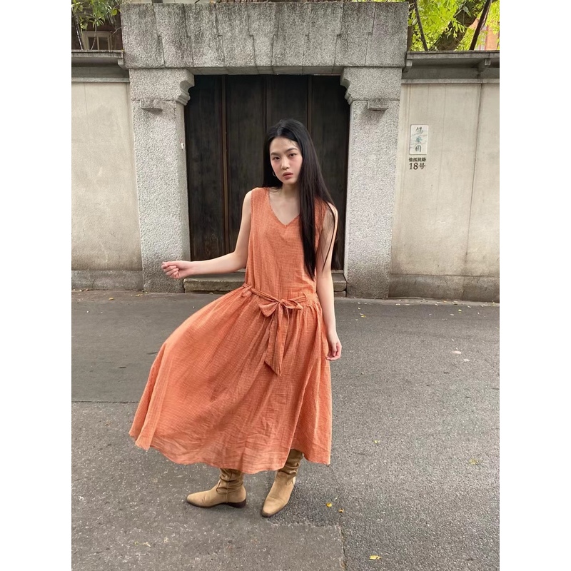 日了个韩｜宽松复古度假风腰带收腰显瘦V领棉麻格子背心连衣裙女