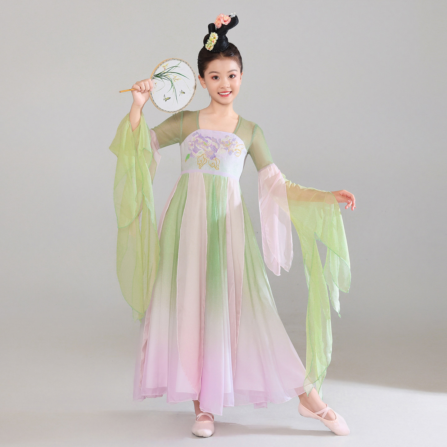 儿童古典舞演出服女童连衣裙古风汉服中国舞大裙摆仙气汉唐舞蹈服
