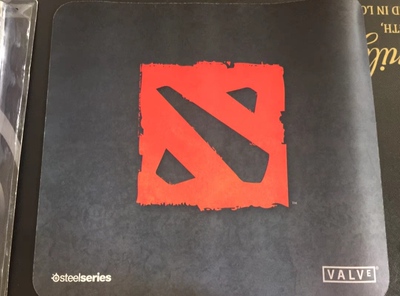 steelseriesDOTA2战队版鼠标垫