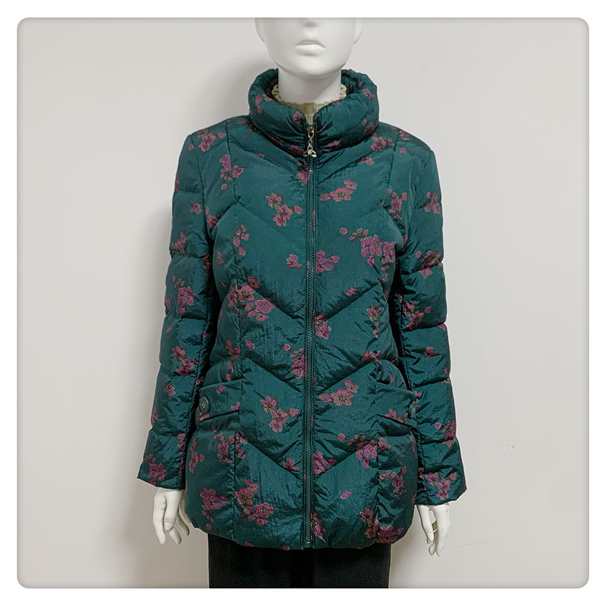 【闭店清仓】，214816福太太穿大码实用型立领翻领羽绒服