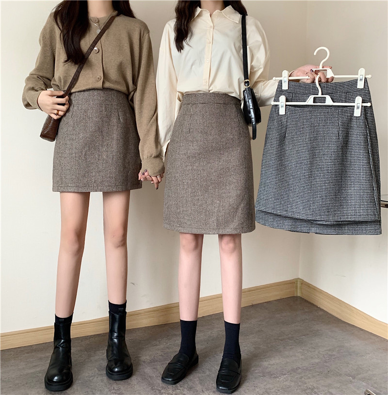 毛呢半身裙秋冬大码格子胖mm学生