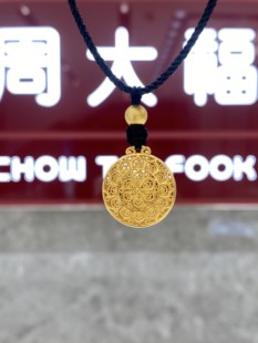 周大福传承系列黄金顺意福莲 足金花丝吊坠计价新款女F225252