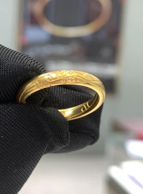 周大福錾刻凤纹足金黄金戒指