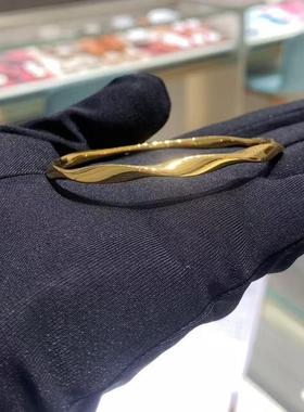 周大福莫比乌斯环实心手镯