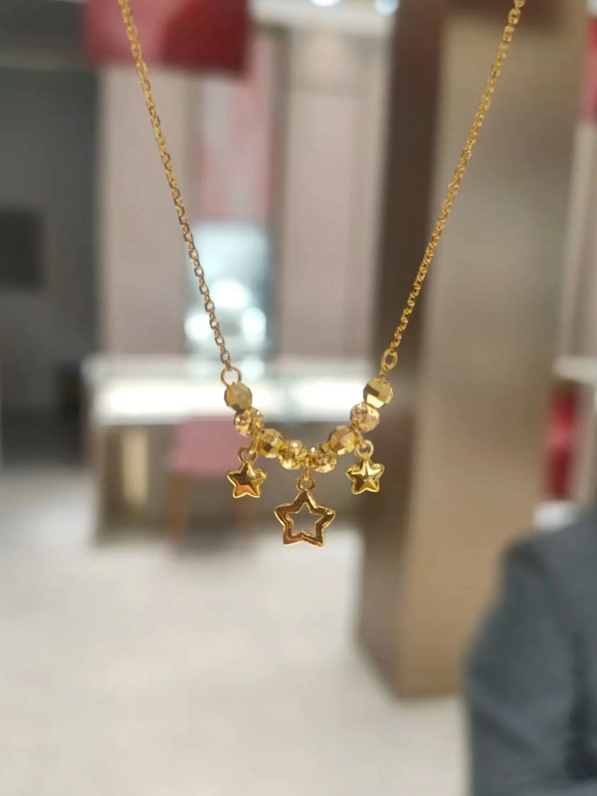 周大福星星圆珠足金项链图片