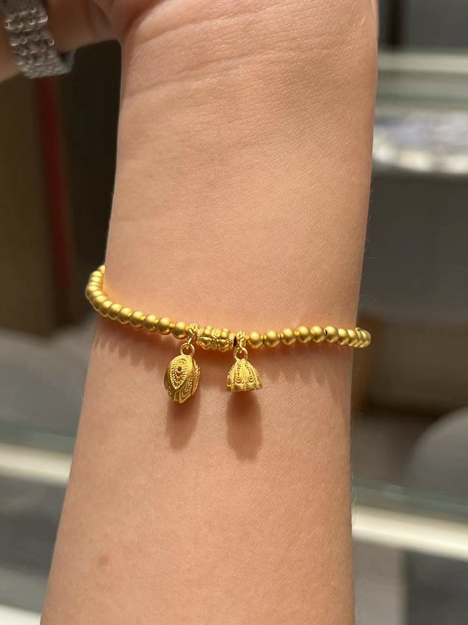 周大福传承 两世欢黄金手链足金古法莲蓬莲子计价克减80 f221393