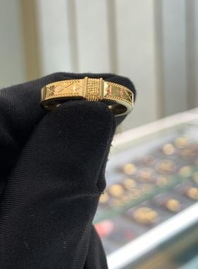 周大福几何菱形纹黄金戒指