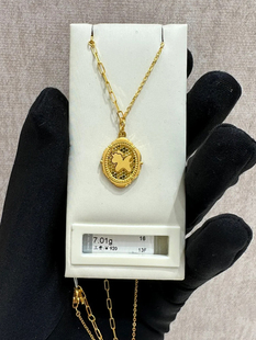 周大福代购 新款鱼鳞独角兽足金黄金项链 正品克减80 计价F232803