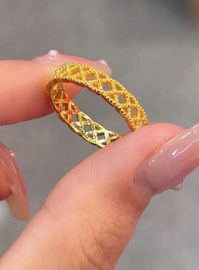 周大福蕾丝镂空黄金戒指