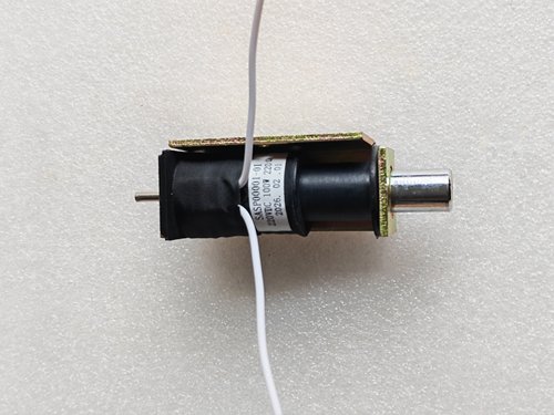SASP00001-01  电压DC220V 100W 电阻220欧