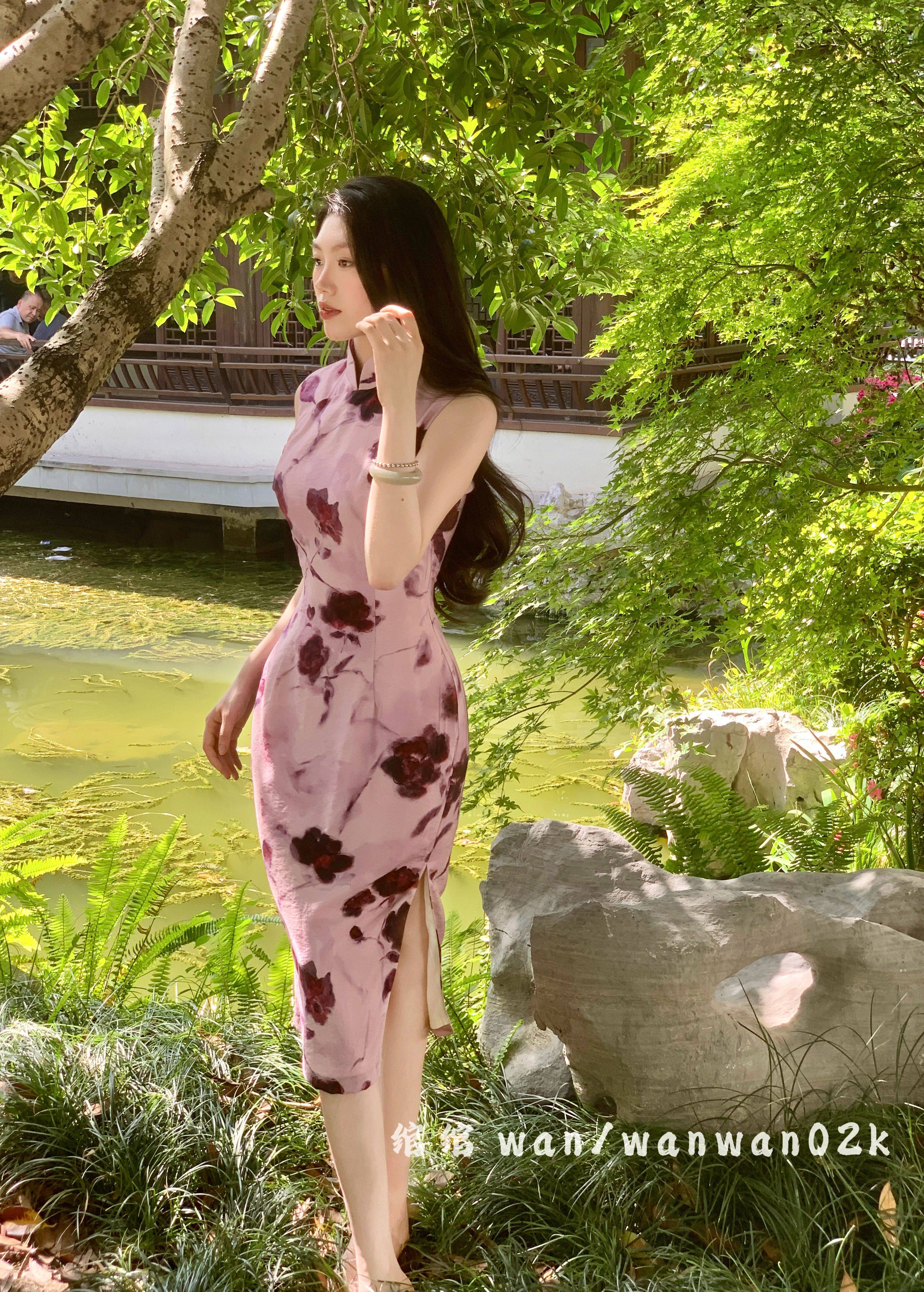 绾绾wan《冰莓夏日》新中式复古港工气质显瘦显腰臀比旗袍连衣裙