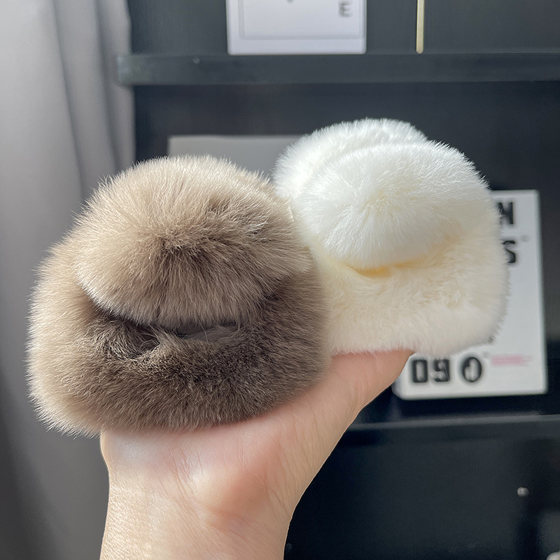 韩版方形獭兔毛发夹后脑勺马尾盘发抓夹大号毛绒鲨鱼夹子网红发卡