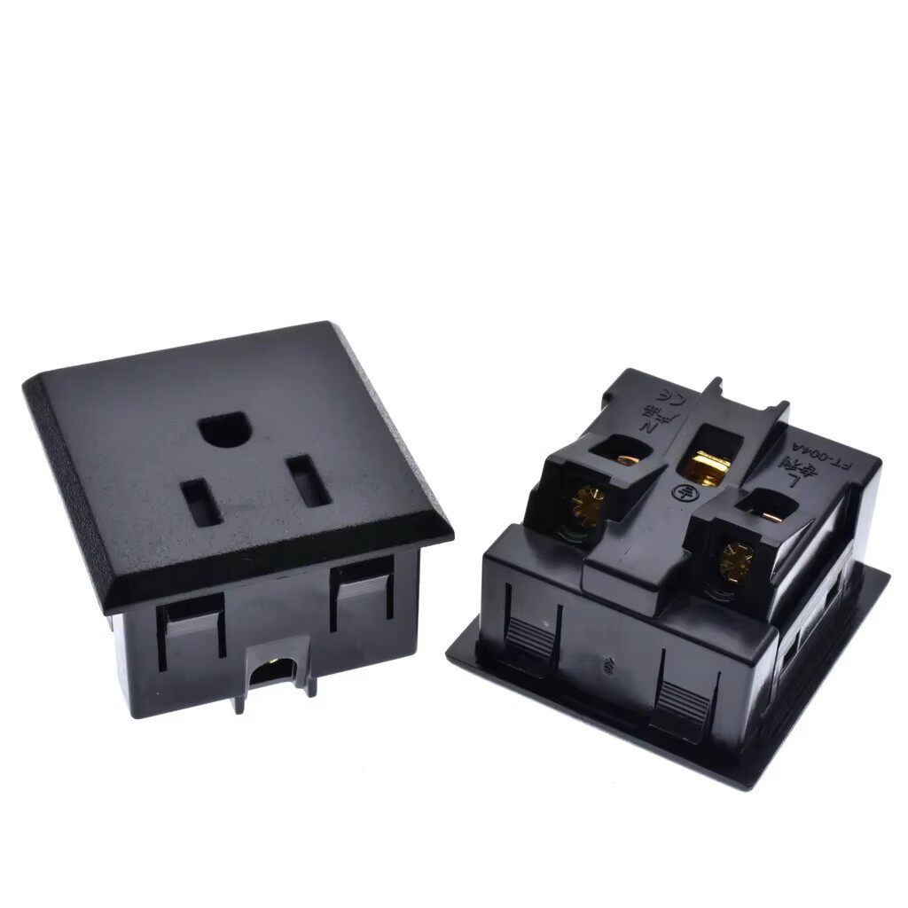 卡扣式美标AC电源插座带安全门美式三孔嵌入式机柜箱桌面插座模块