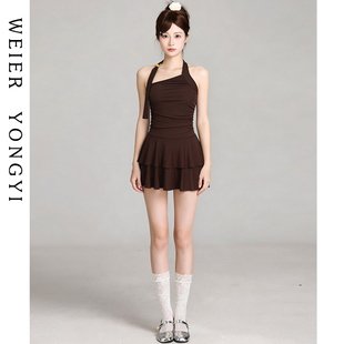 泳衣女高级感2026新款 遮肉显瘦泡温泉度假辣妹游泳衣 绝美连体裙式