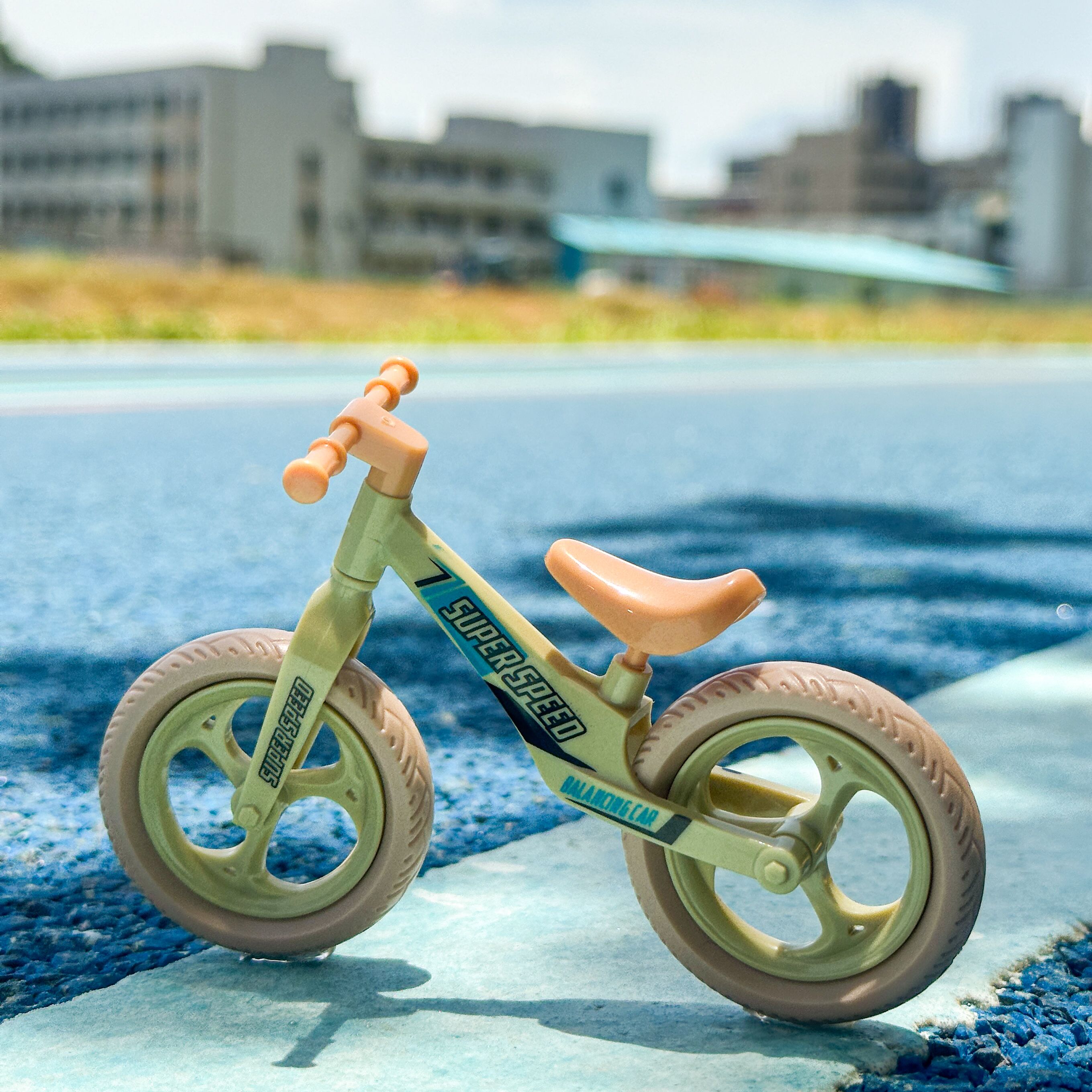 微缩平衡车8分12分无脚踏自行车