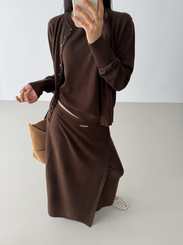 GLOG2025年春夏新款简约百搭针织开衫+背心+半身裙套装女