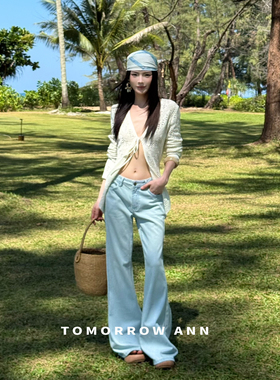 TOMORROW ANN-26年早春简约风微喇版型水洗工艺牛仔裤12881