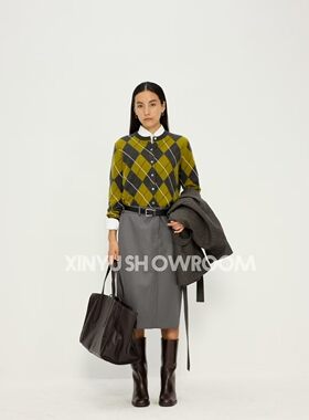 深圳南油秋冬新款复古菱格纹针织开衫女宽松显瘦毛衣外套上衣