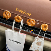 创意手工面包汽车前排小挂钩车内多功能椅背粘贴钩车载副驾驶收纳