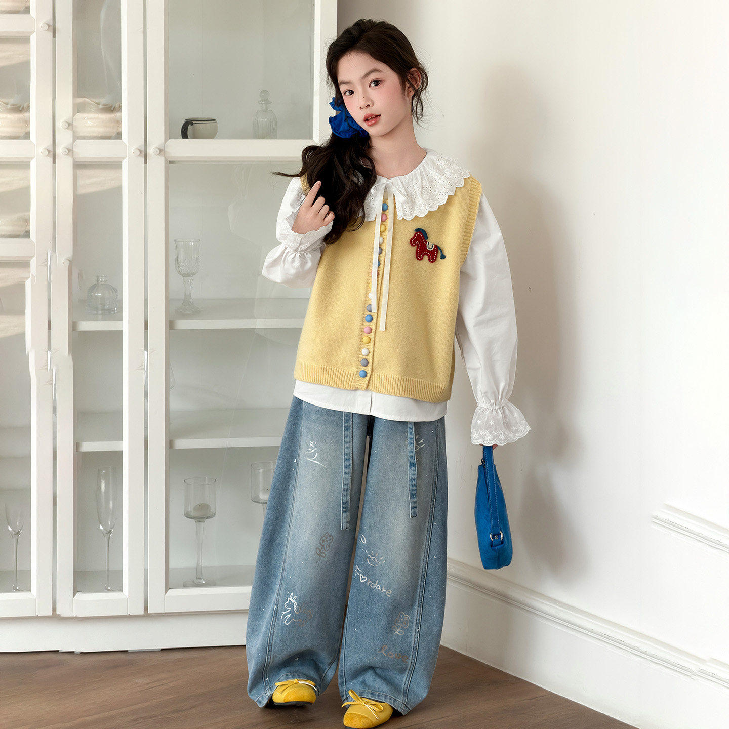 女童春装毛衣马甲衬衫牛仔裤套装2026新款初中生女生阔腿裤三件套