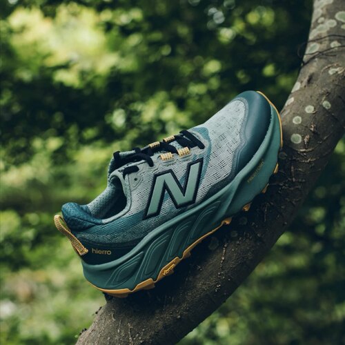 越野跑步鞋男米绿色耐磨轻量圆头