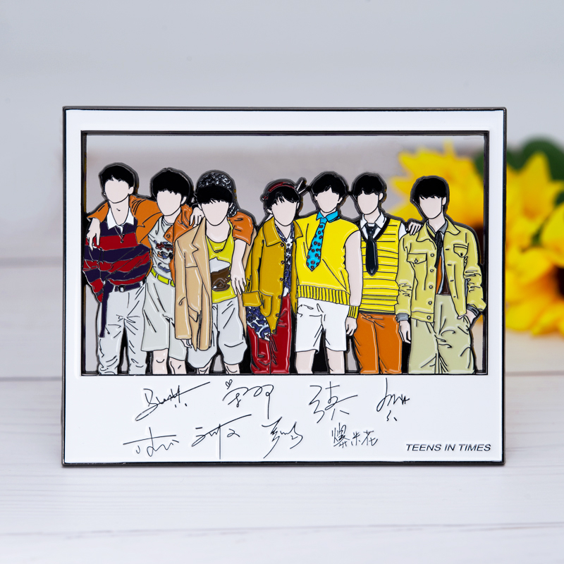 TNT时代少年团金属徽章