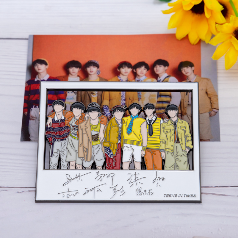 时代少年团周边金属徽章