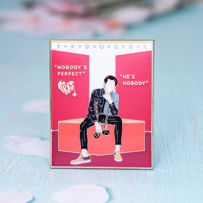 Kris梅格妮徽章潮玩礼物