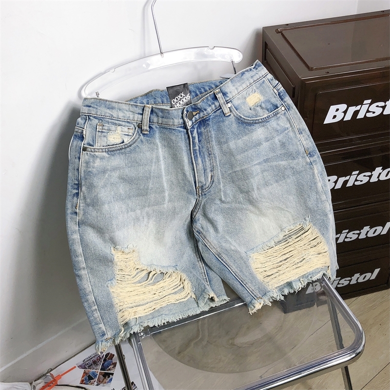 潇洒不羁自由二代猫叔破洞短裤