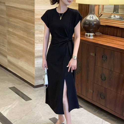 小个子法式开叉连衣裙子女夏季2026新款黑色修身梨形身材收腰长裙