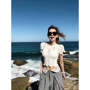 独特别致波浪修身 针织T恤上衣 女时尚 李婉君早春原创圈圈纱短袖