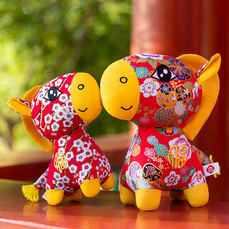 新年可爱花布小马毛绒玩具马年吉祥物公仔生肖马玩偶挂件礼品定制