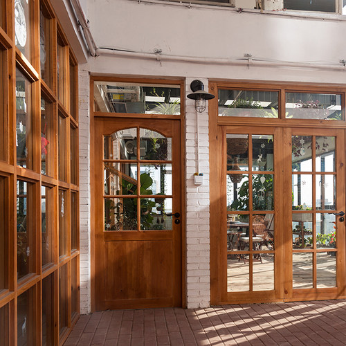 原木风门窗定制时尚简约颜色可选