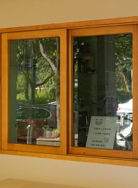 纯实木左右推拉窗钢化玻璃樟子松原木 咖啡店铺装修实木门窗