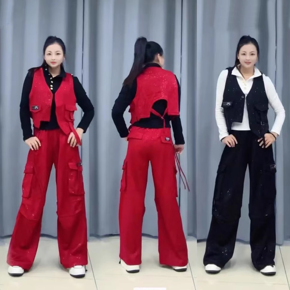 春秋曳步舞跳舞广场舞个性马甲工装裤套装富丽紫萝猪猪同款演出服