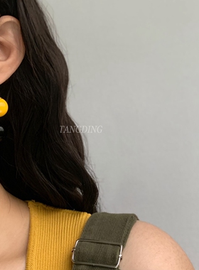 花少幂幂同款黄色撞色双球耳环小众设计简约复古夸张高级感耳饰女