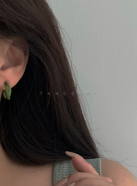 港风哑光牛油果绿耳圈清新夏季ins风耳环简约气质显白耳饰925银针