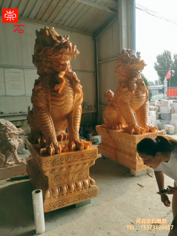 精品石雕晚霞红麒麟雕塑神兽貔貅天然石材雕刻摆件一对石头工艺品