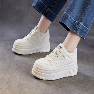 全头层牛皮专业内女鞋8cm厚底松糕小白鞋轻便小个子休闲板鞋