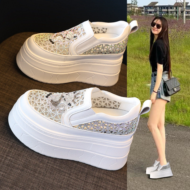 5861小个子厚底内百搭乐福鞋女2026春季新款松糕水钻休闲单鞋