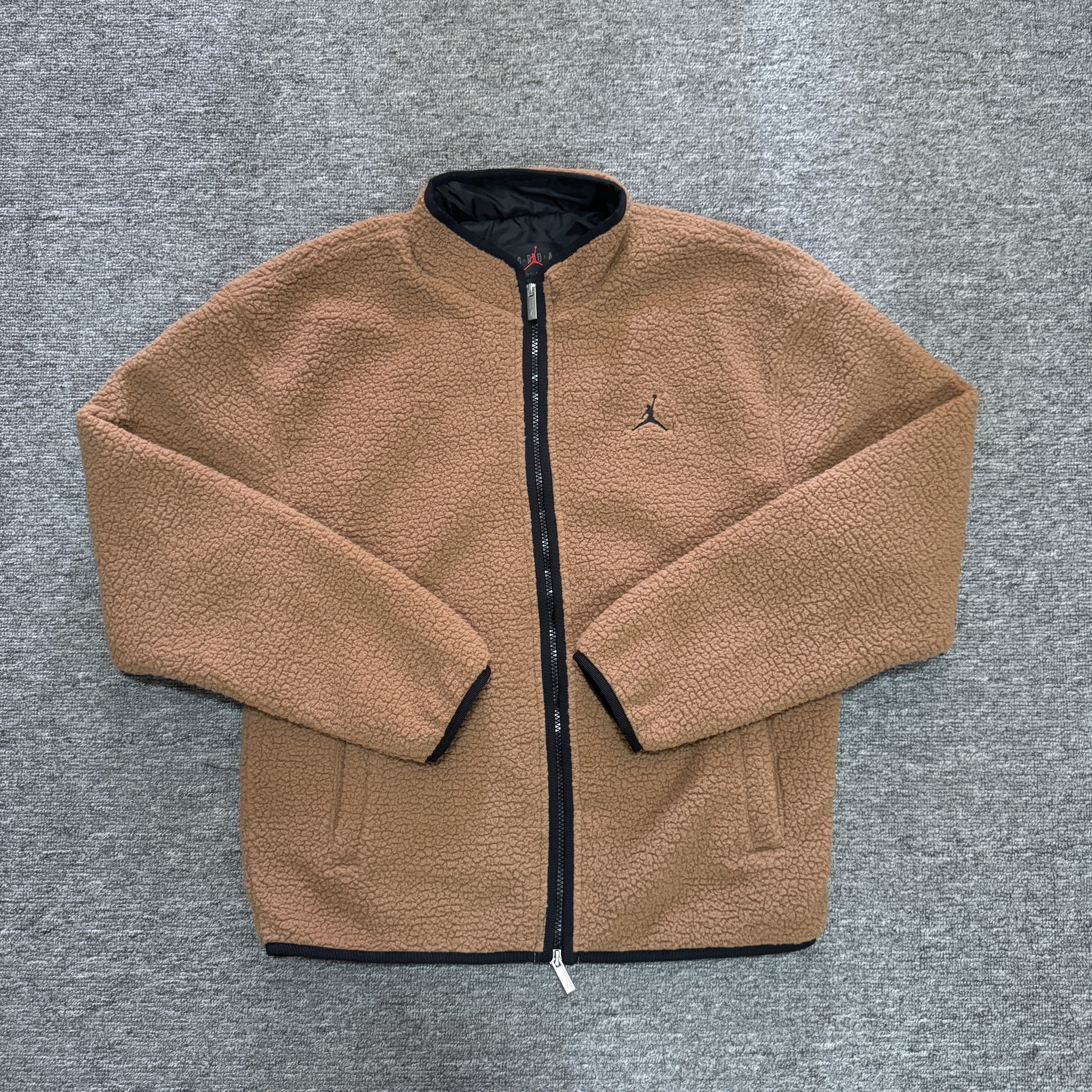 Nike/耐克 JORDAN 羊羔绒男子摇粒绒保暖立领休闲夹克外套 FV7449