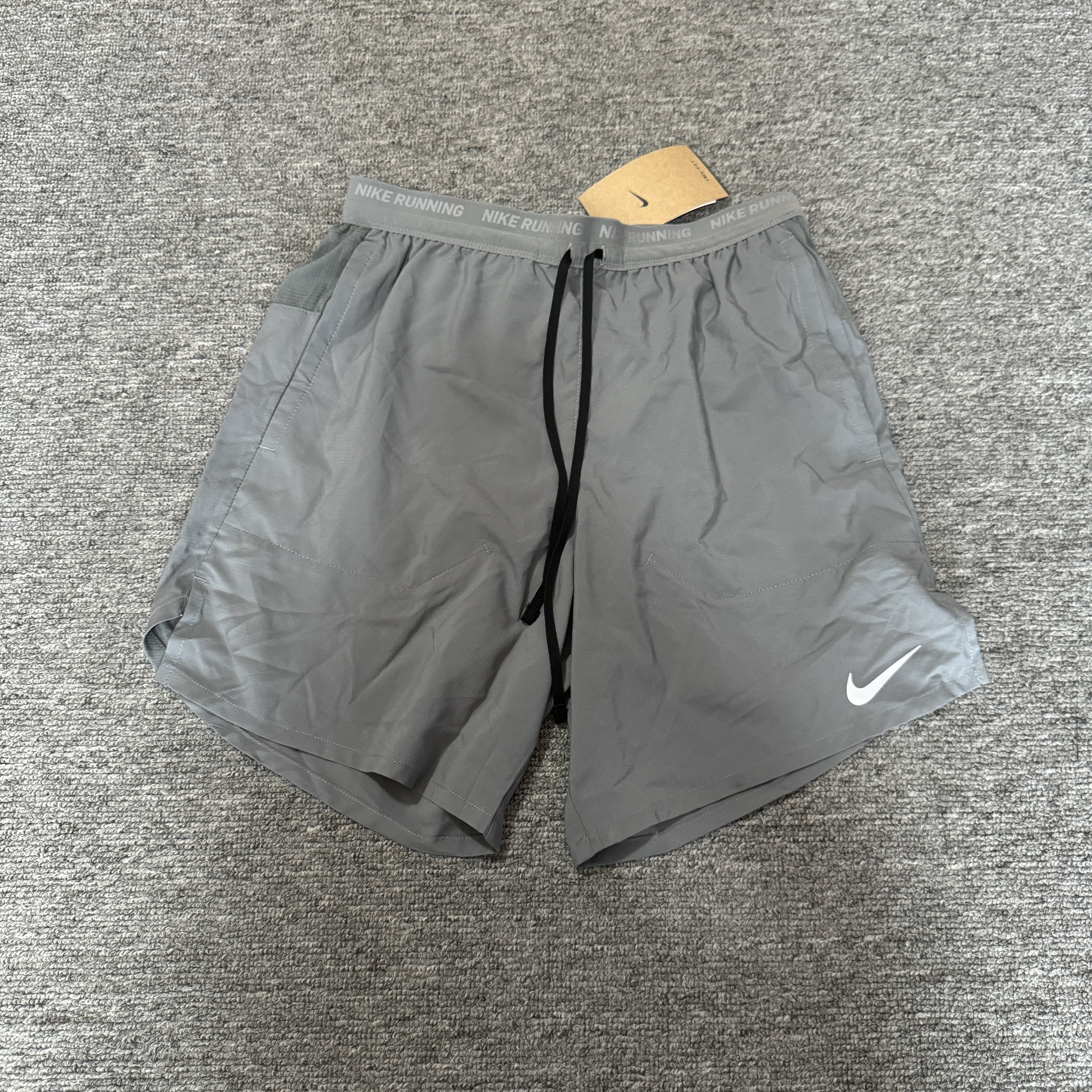 Nike/耐克 男子夏季运动跑步训练速干透气反光紧身短裤DM4760-084