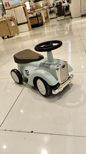宝贝第一复古车儿童滑行车学步平衡车1岁扭扭玩具1-3岁四轮溜溜车