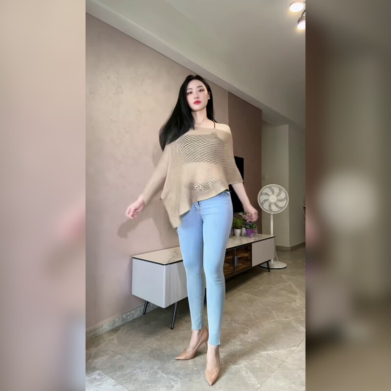 时尚低腰修身显瘦铅笔牛仔裤